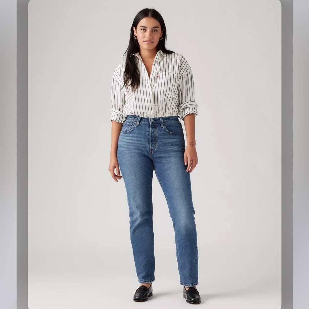LEVIS PREMIUM 501 ORIGINAL FIT WOMEN'S JEANS Medium Wash Size 34